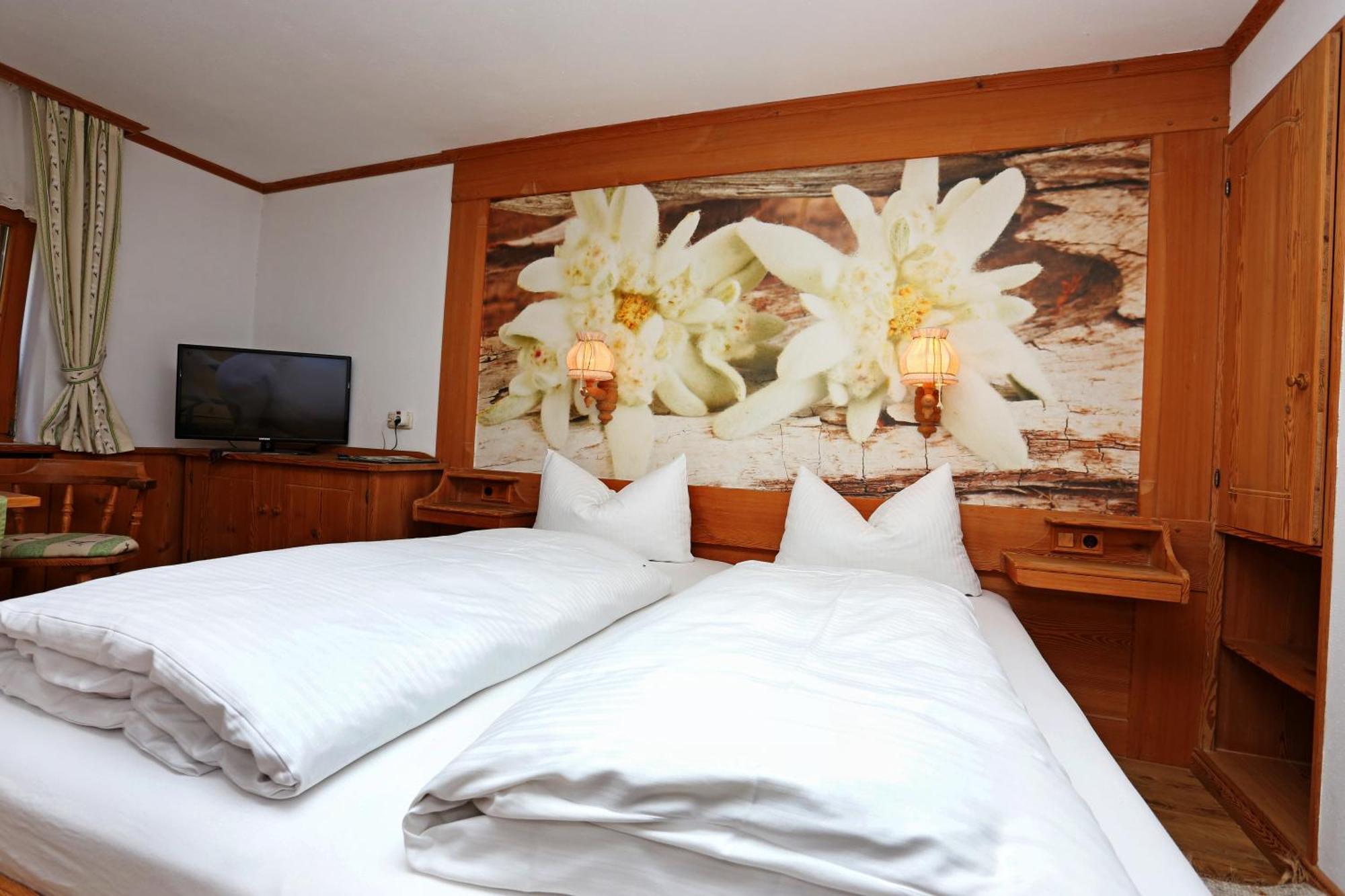 Lustiger Hirsch Hotel Akams Kültér fotó