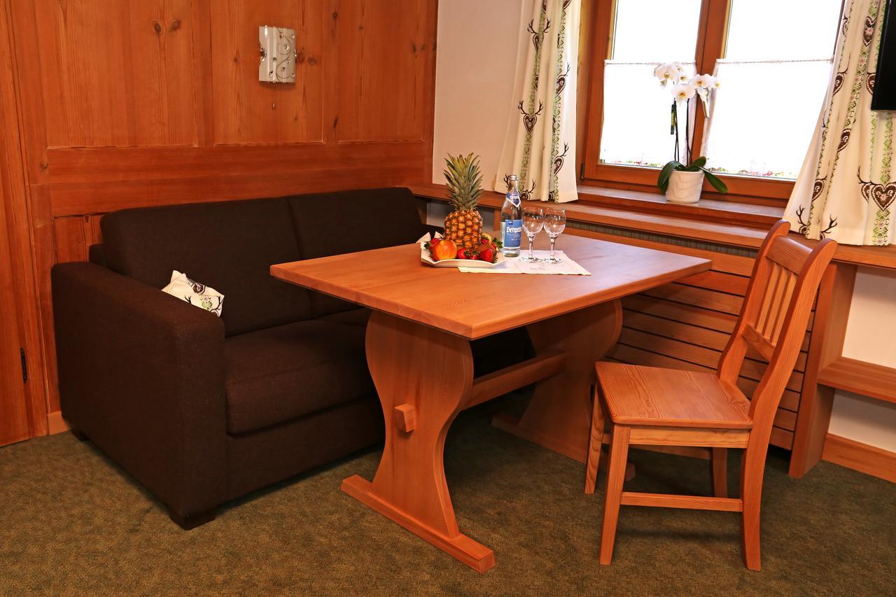 Lustiger Hirsch Hotel Akams Kültér fotó