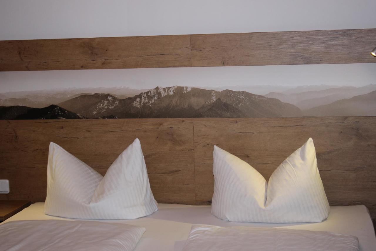 Lustiger Hirsch Hotel Akams Kültér fotó
