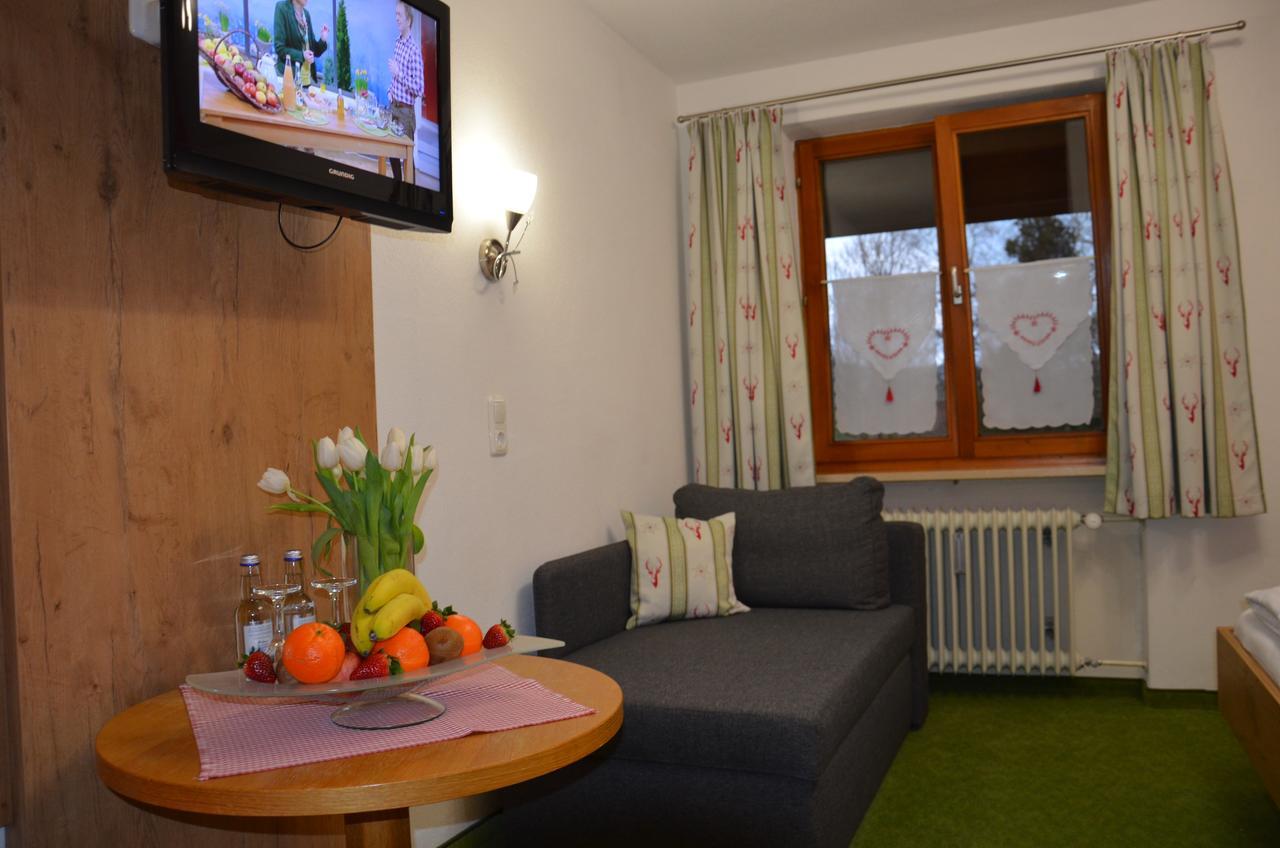 Lustiger Hirsch Hotel Akams Kültér fotó