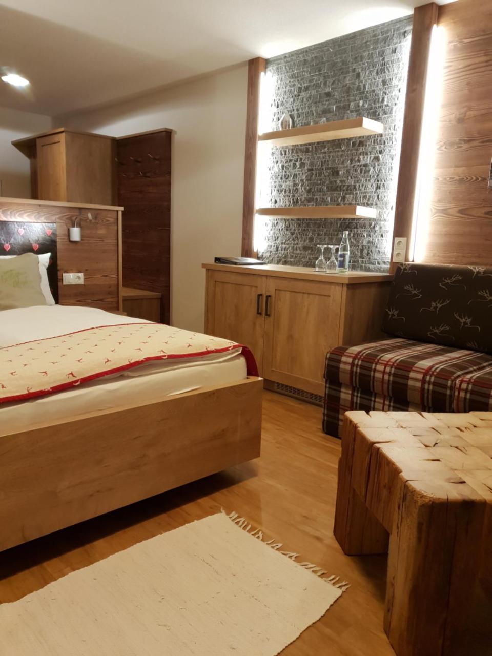 Lustiger Hirsch Hotel Akams Kültér fotó